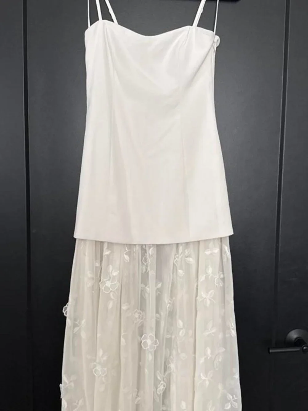 Abercrombie & Fitch Women’s Sheer Embroidered White Floral Dress Sleeveless